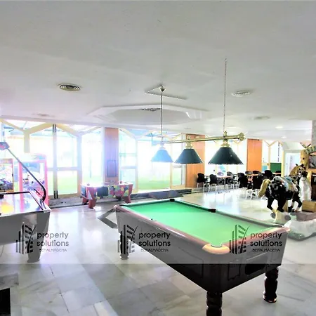812 Benalbeach. 1ºlinea De Playa. Vistas A La Piscina Y La Montana. Apartamento