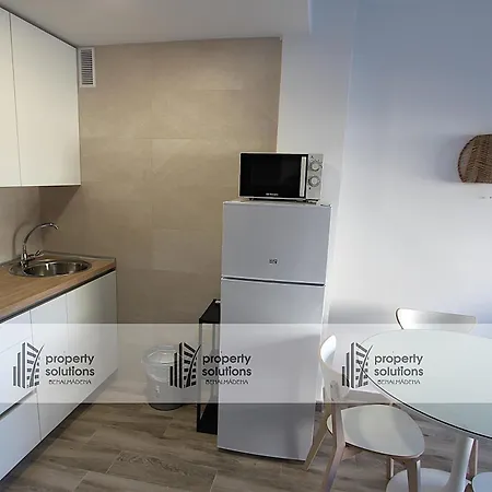 Apartamento 812 Benalbeach. 1ºlinea De Playa. Vistas A La Piscina Y La Montana. Benalmádena