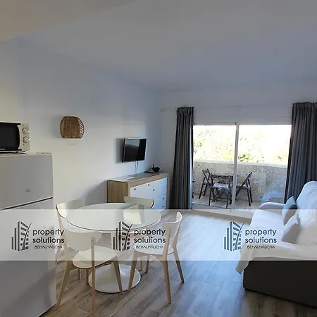 812 Benalbeach. 1ºlinea De Playa. Vistas A La Piscina Y La Montana. Apartamento