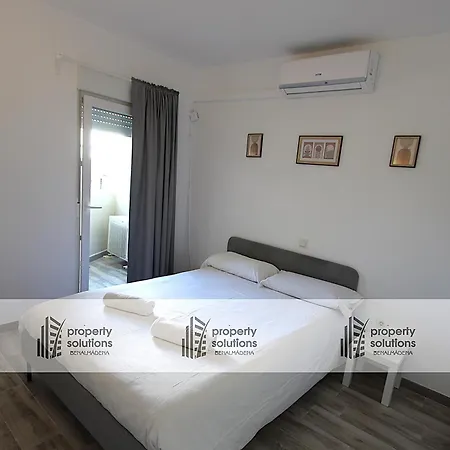 Apartamento 812 Benalbeach. 1ºlinea De Playa. Vistas A La Piscina Y La Montana.